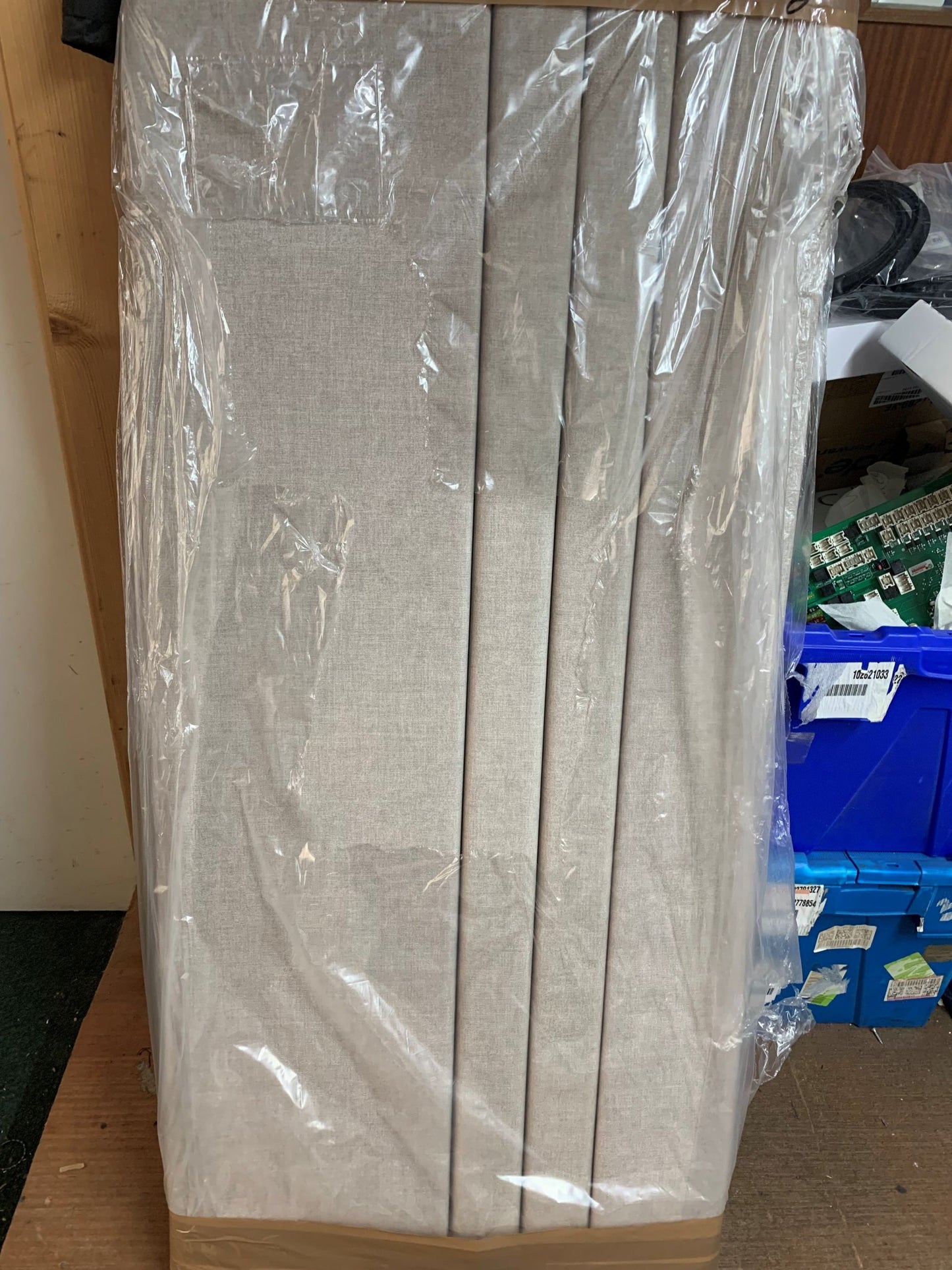 ISLAND TRANSVERSE BED HEADBOARD (ELDDIS) image 0