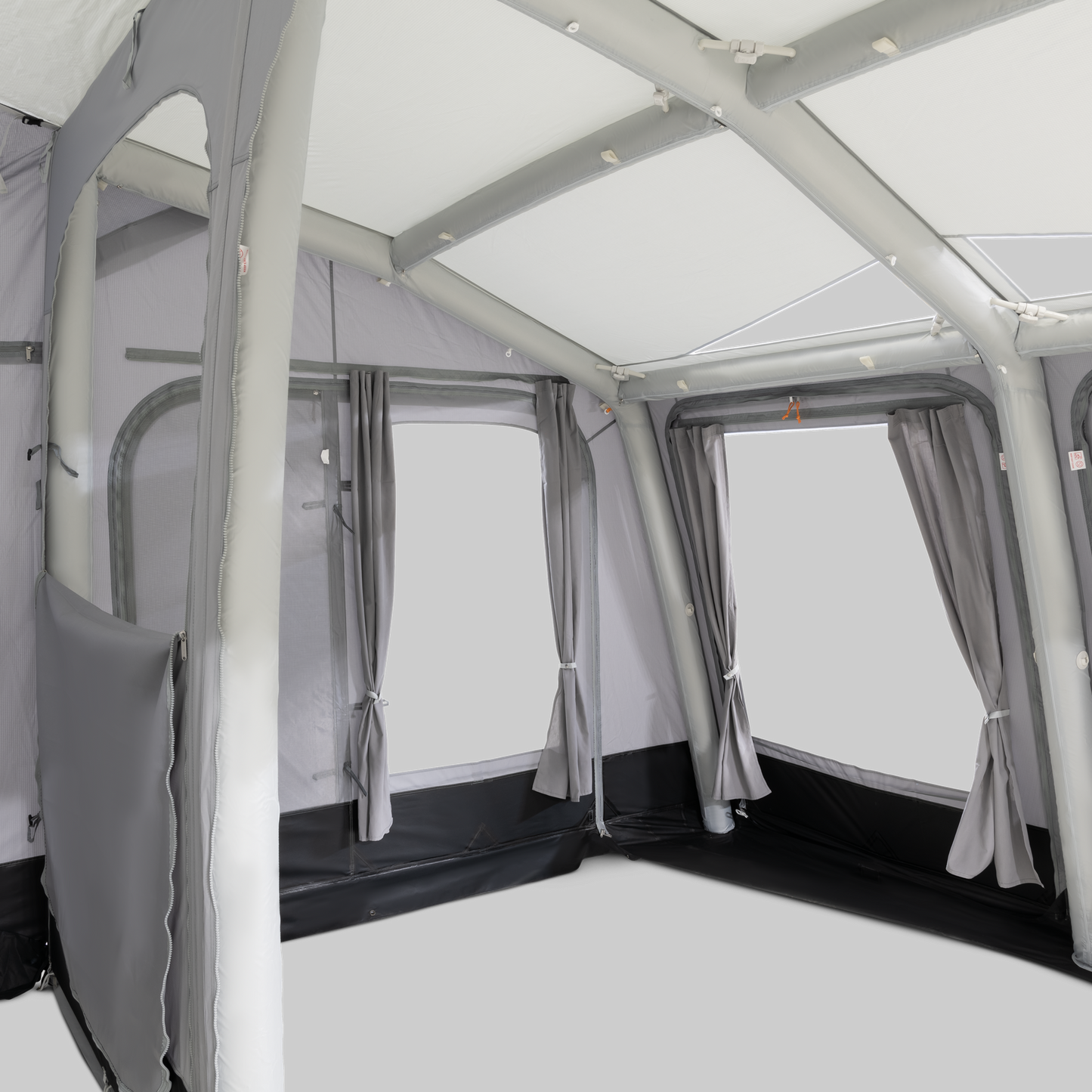 Dometic Rally Air Tour Drive Away