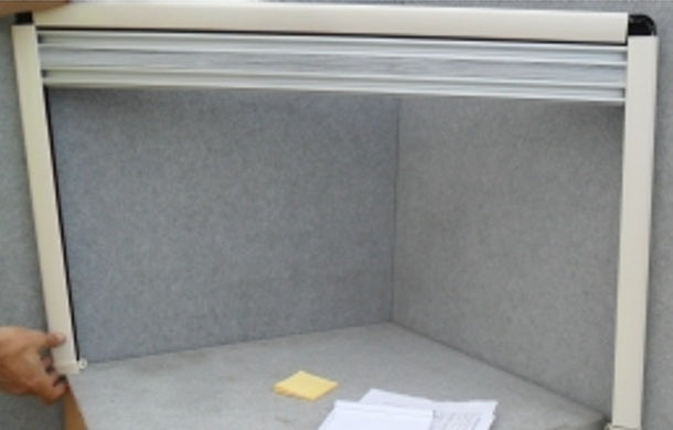 BLIND &amp; FLYSCREEN 900 X 500 SIMPLE PLEAT image 0